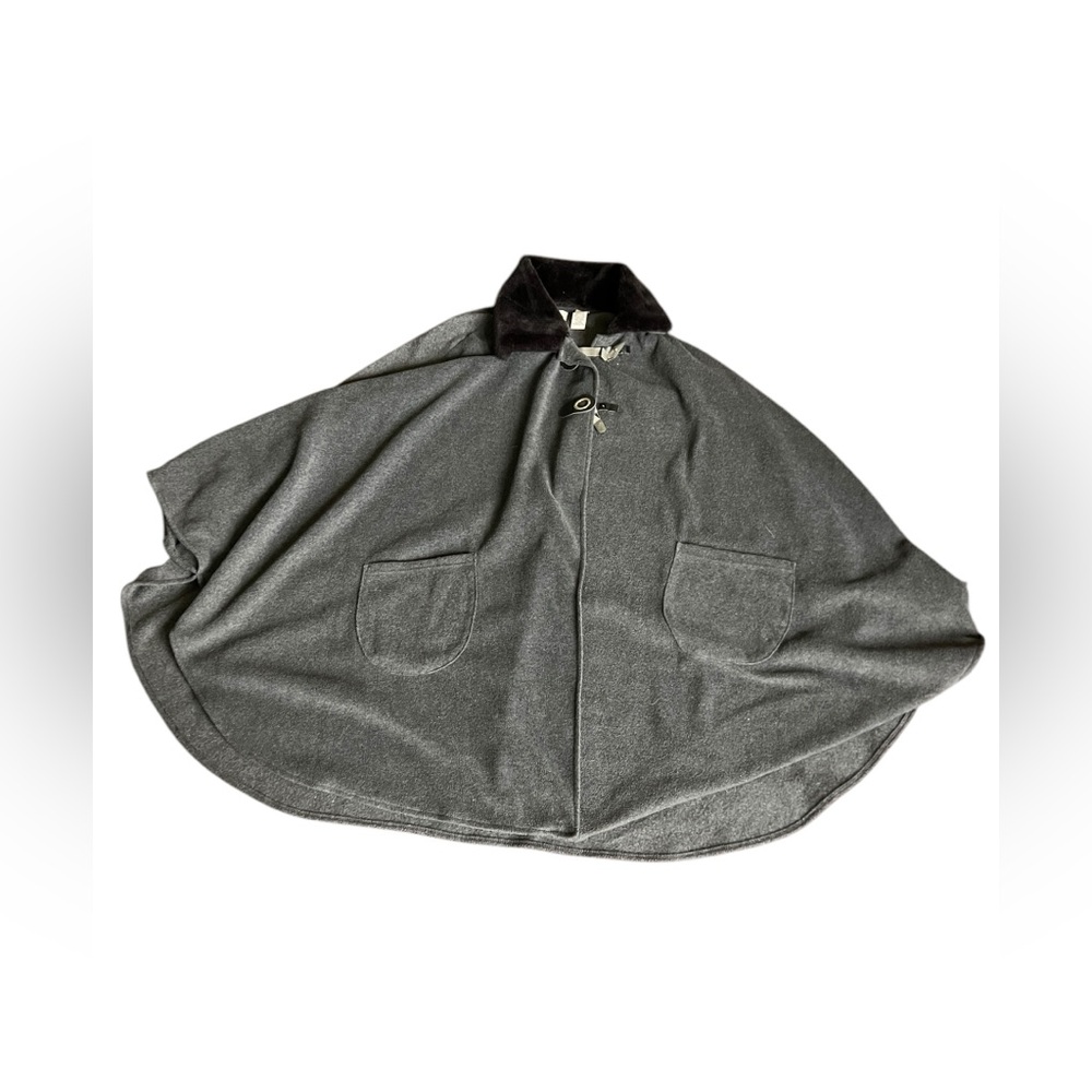 Women’s Gray cape‎ LeModa - size 2XL